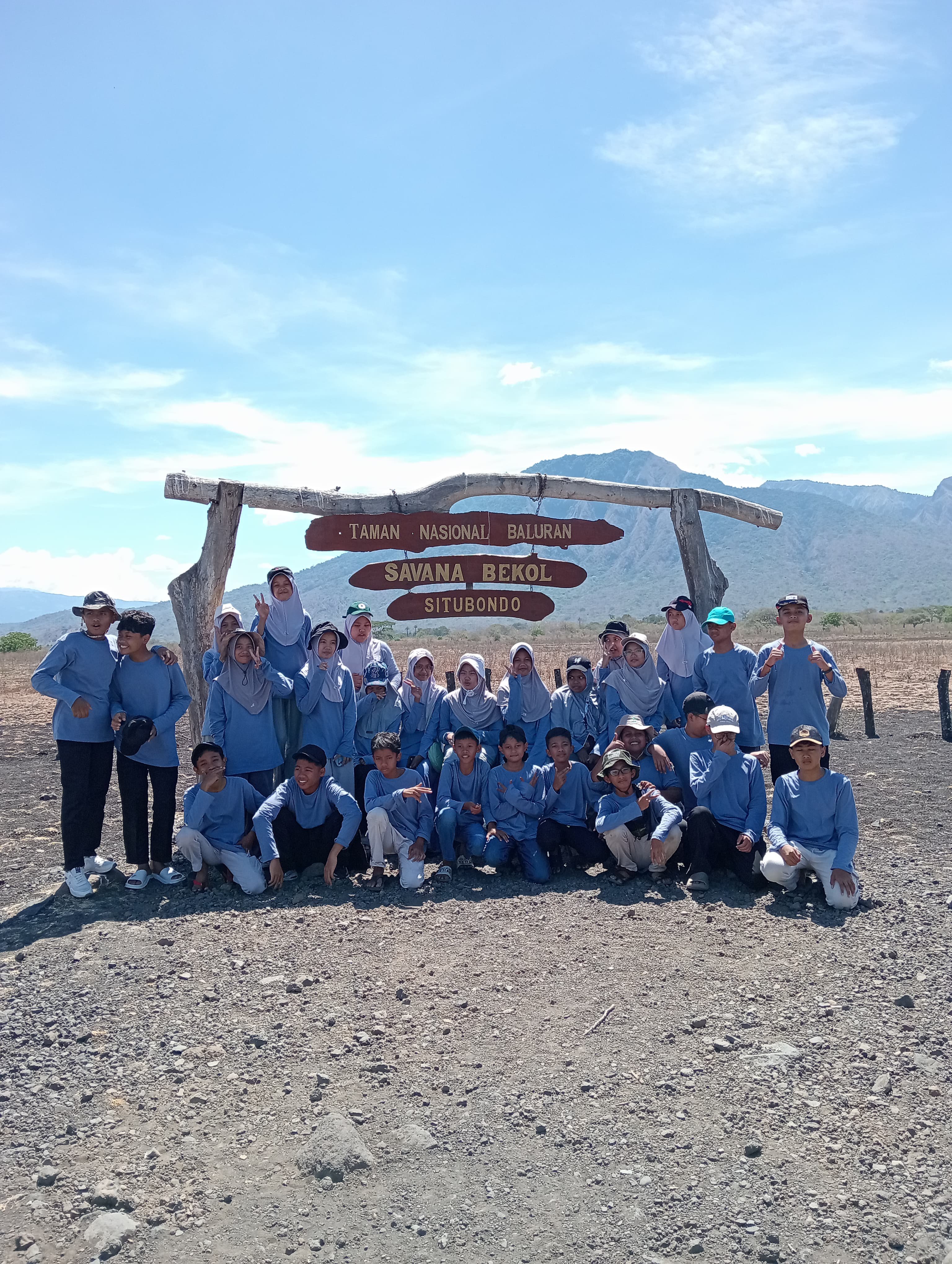 Belajar dari Alam: Siswa Kelas 7I dan 7J Matsada Ikuti Outing Class ke Baluran dan Waduk Bajulmati